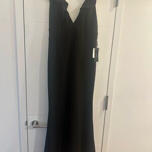 Lulu's Strapless Black Dress